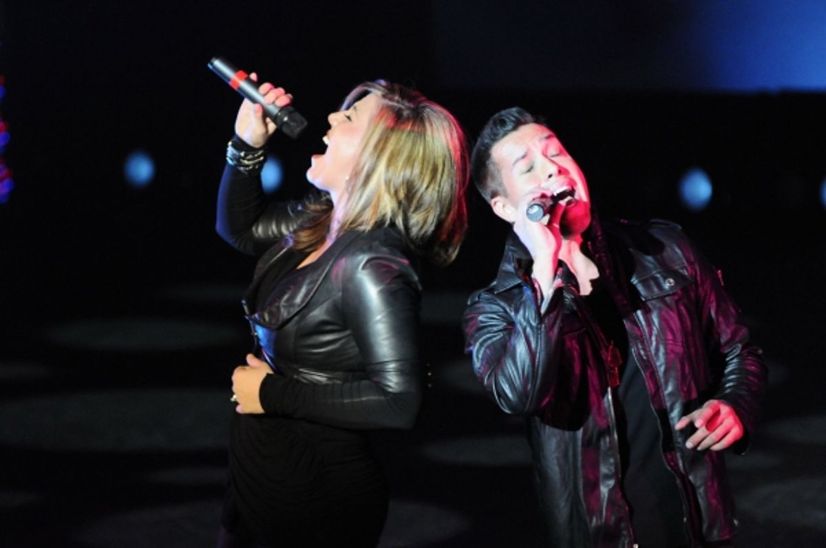 Gina Glocksen & David Hernandez in Rescue me at 